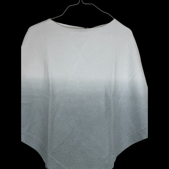 Barefoot‎ Dreams CozyChic Ultra Lite Ocean Breeze Poncho Waterfall One Size NWT - Picture 2 of 15